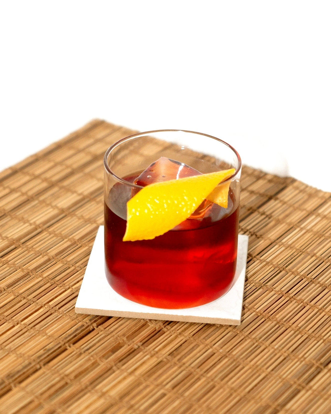 Ayuuk Negroni – A Smoky, Bold Evolution of the Iconic Cocktail